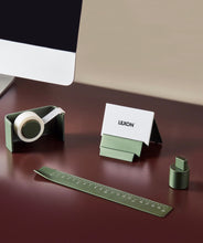 画像をギャラリービューアに読み込む, LEXON (レクソン)CITY CARD STAND カードホルダー LD137