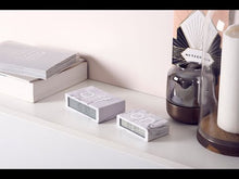 ギャラリービューアLEXON(レクソン)FLIP+ 液晶ディスプレイアラーム時計 に読み込んでビデオを見る