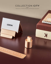 画像をギャラリービューアに読み込む, LEXON （レクソン）CITY CARD STAND　カードホルダー ‎LD137
